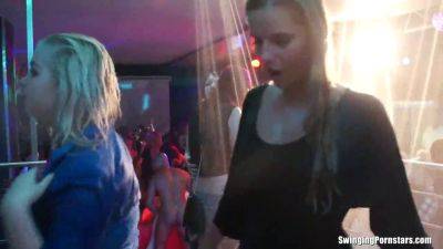 Watch these hot babes indulge in some wild club dancing & erotic lesbian fun! - sexu.com