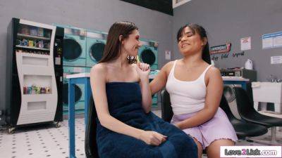 Lesbians Maya Woulfe n Summer Col lick at public laundromat - hotmovs.com